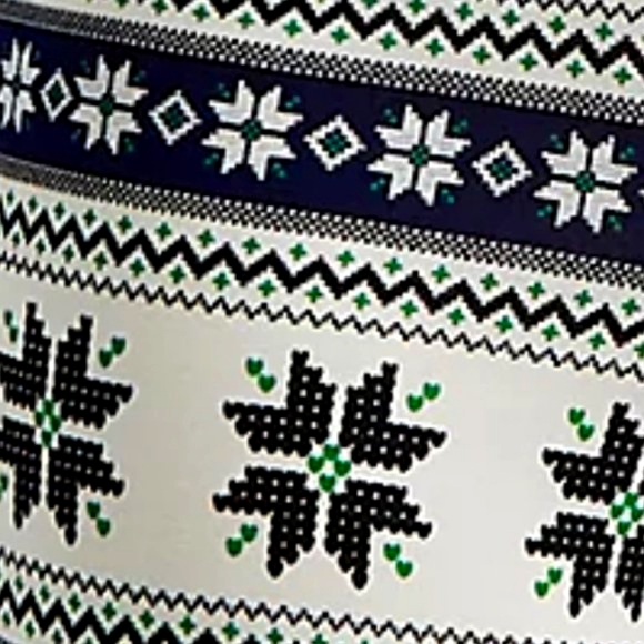 ❤️NWT VINTAGE TORRID POCKETS LEGGING - HIGH RISE POWDER PUFF SNOWFLAKE PLUS SIZE - Picture 3 of 11